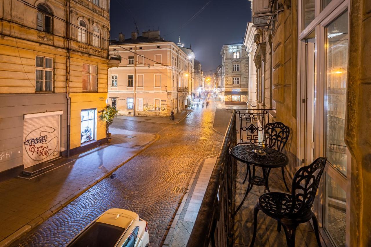 Classic Royal Central Apartment. Balcony And A/C Лвив Екстериор снимка